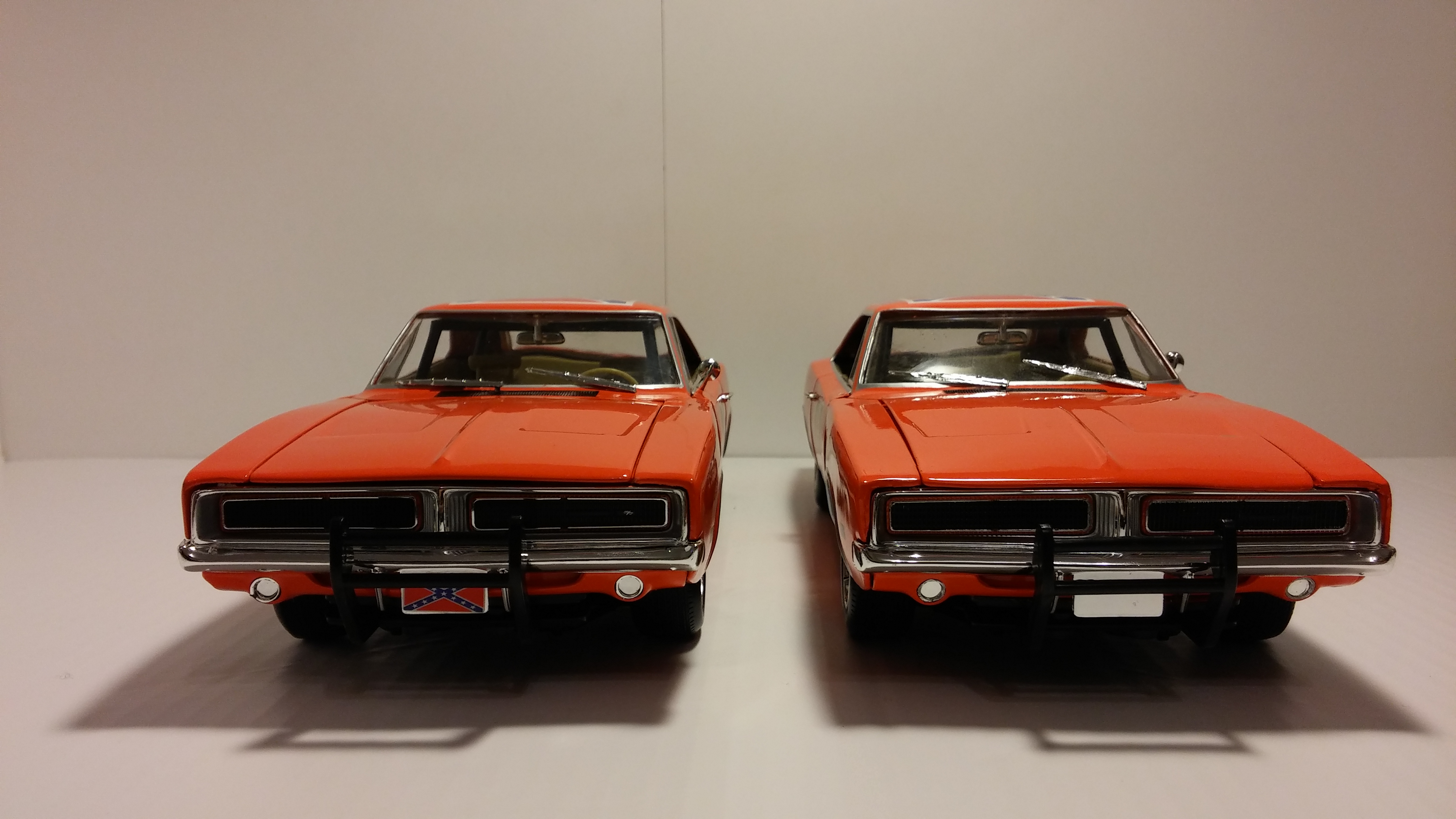 Page 1 18. Dodge Charger 1969 r/t General Lee. Dodge Charger 1969 General Lee. 1:18 Додж Чарджер 1969. Додж Чарджер 1969 генерал ли.